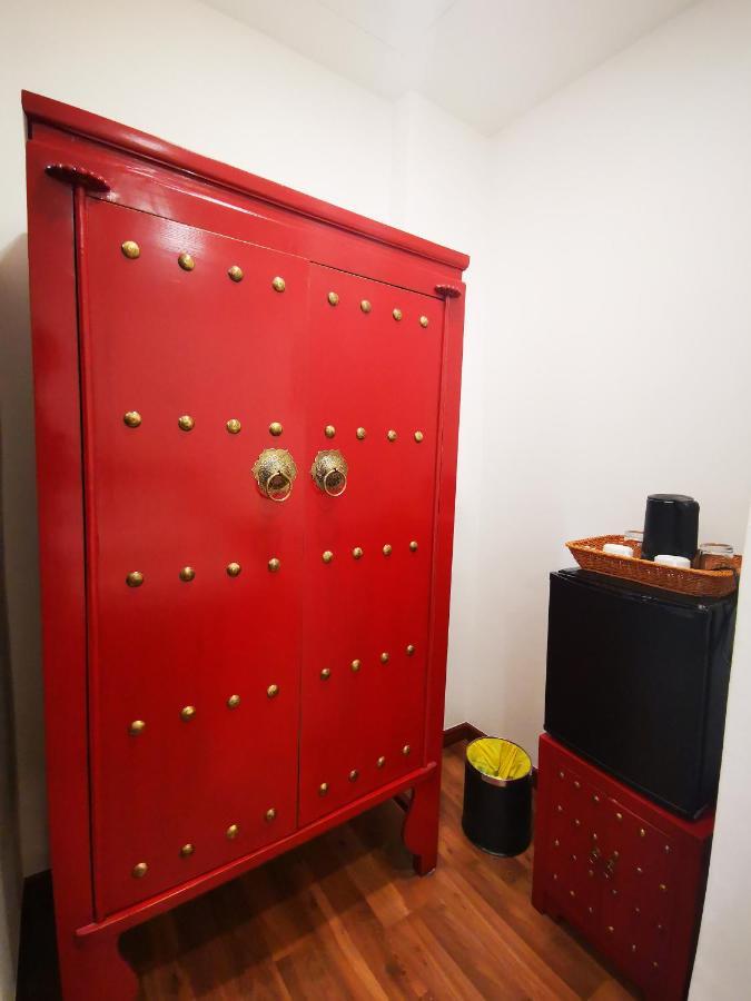 Mclane Boutique 3* George Town